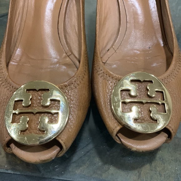 TORY BURCH Sally Peep Toe Wedge Tan Brown Leather Heel Pump - Picture 8 of 13
